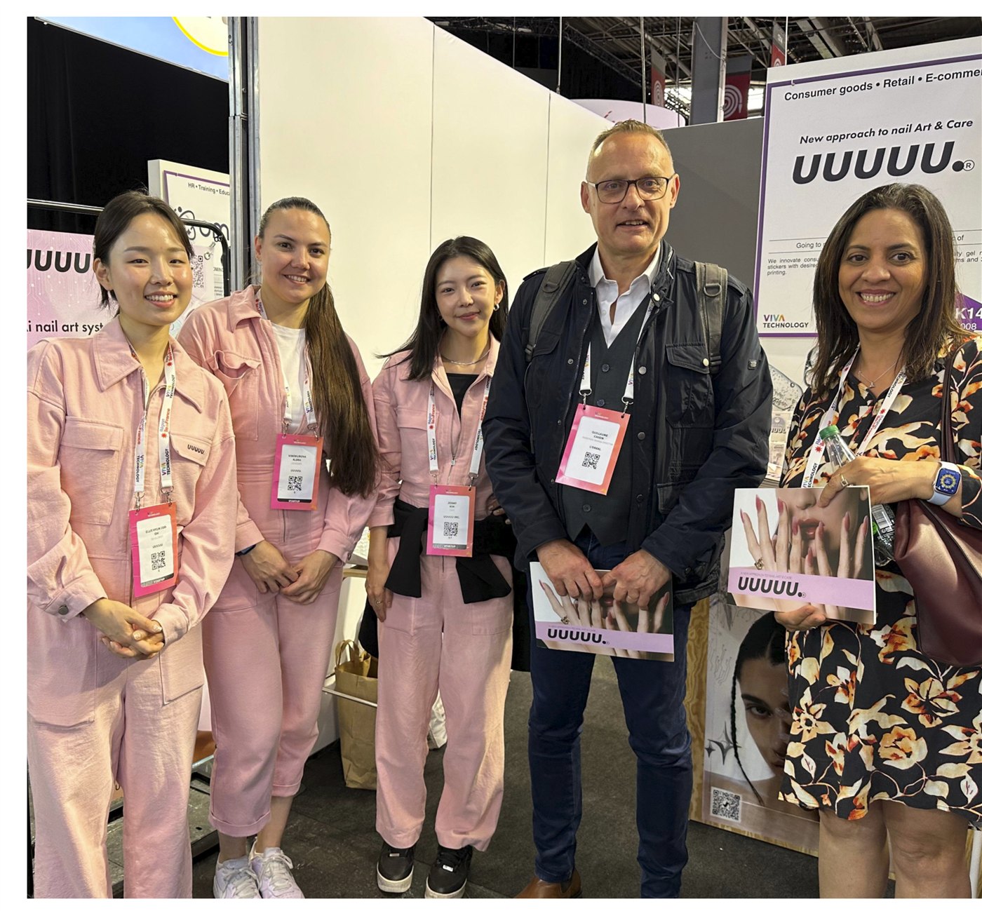 UUUUU team presenting nail technology at VIVATECH